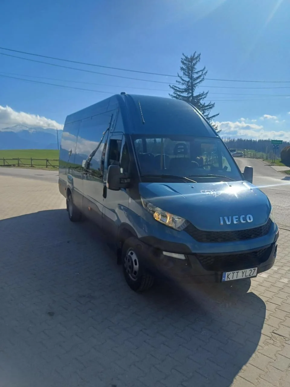 Zdjęcie z galerii MEGA BUS