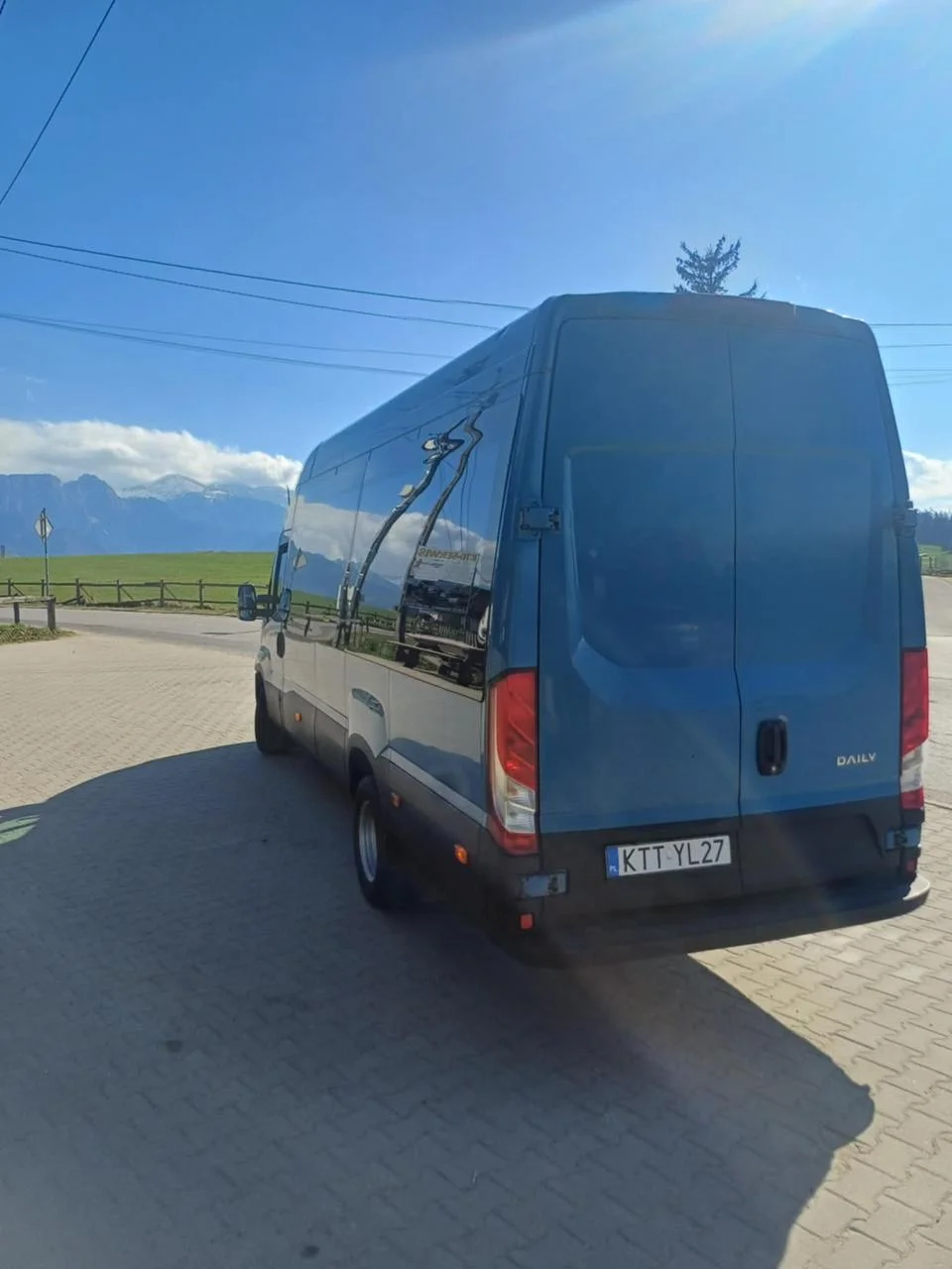 Zdjęcie z galerii MEGA BUS
